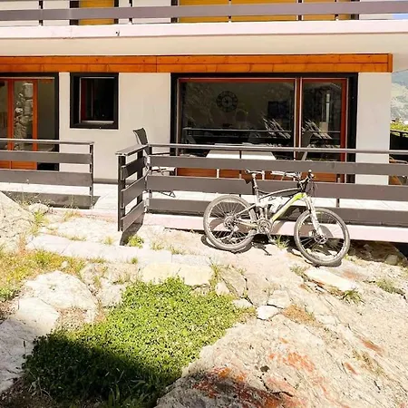 Sunny Swiss Mountain Apartman *